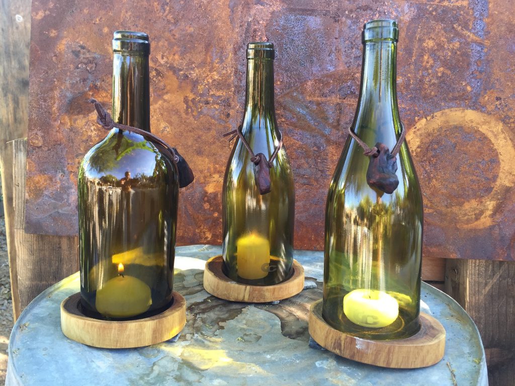 Upcycling candle holder wine bottle