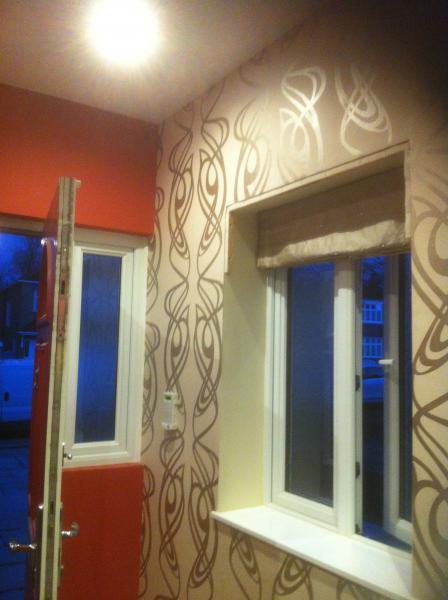 Kitchen feature wallpapering